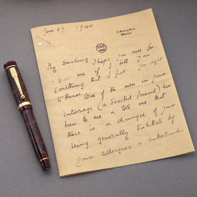 Conway Stewart Lady Churchill - Burgundy Pearl