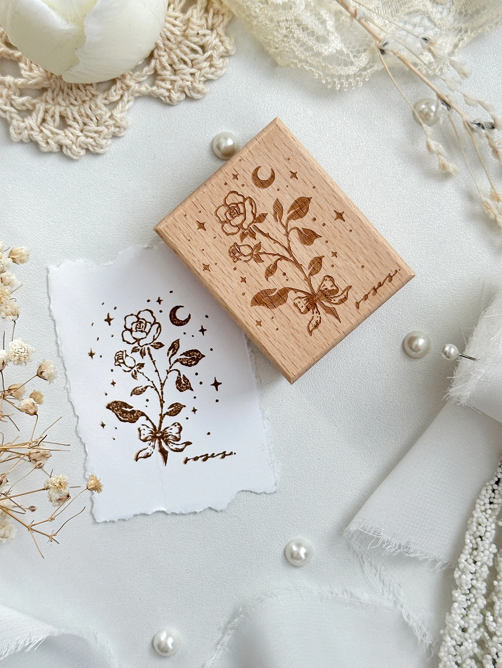 Leelajournals Wood Stamp - Midnight Rose