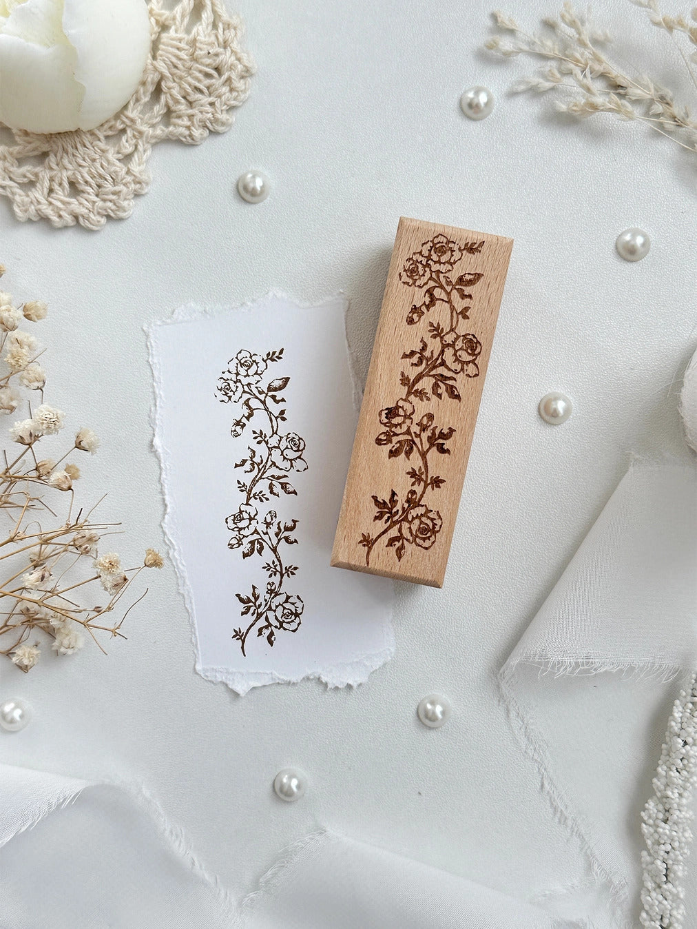 Leelajournals Wood Stamp - Rose Vine