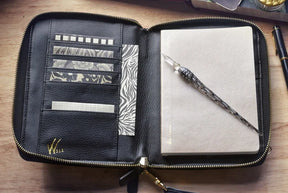 Wonderland222A5 Planner Purse