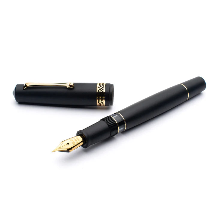 Leonardo Momento Magico - Matte Black Gold Trim