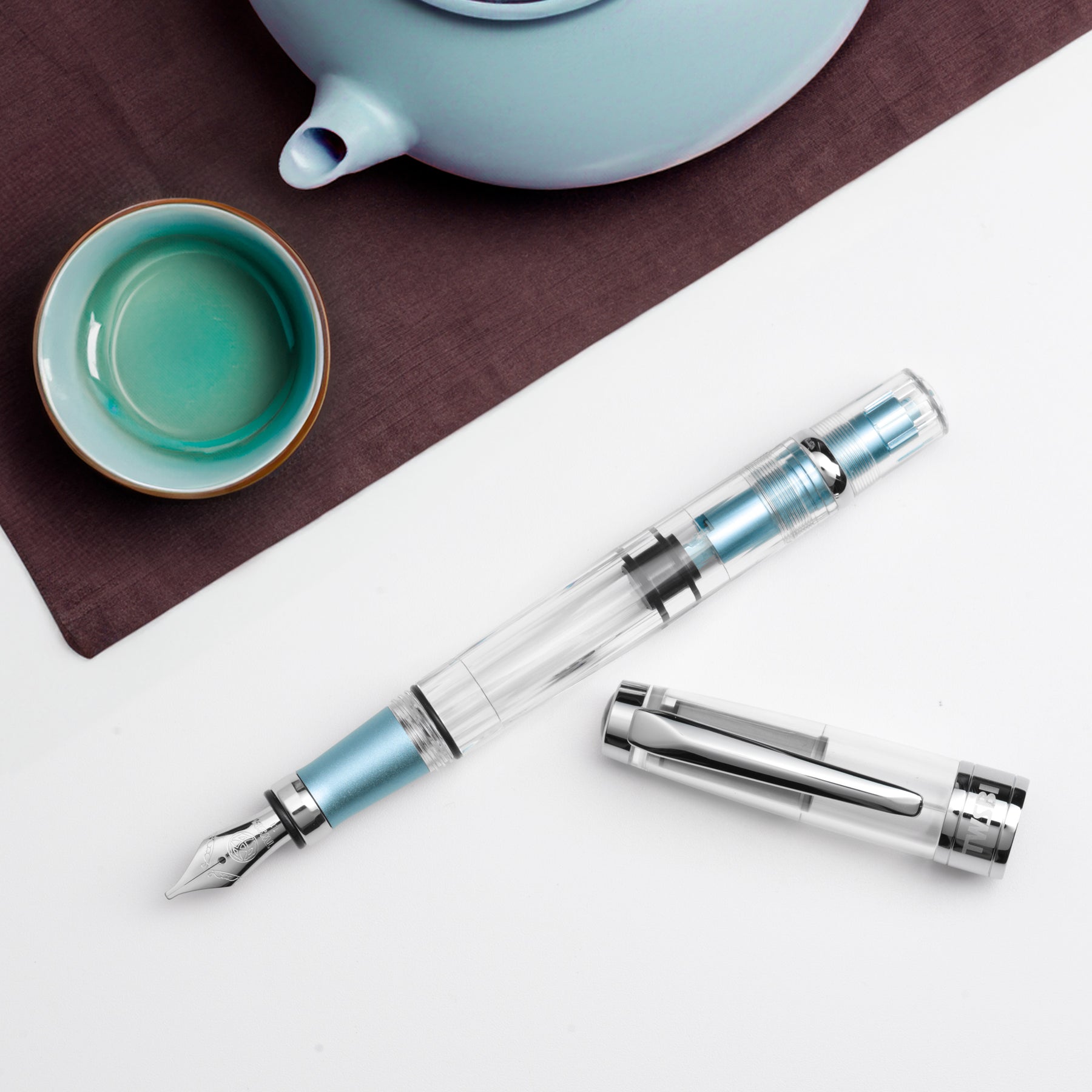 TWSBI Diamond 580AL - Ice Berg Blue