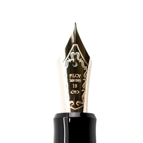 Pilot Custom 743 - Black