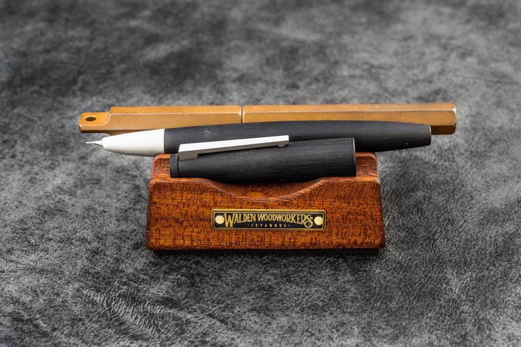Galen Leather Co. The Pen Rest Wooden Pen and Brush Stand - Mahogany