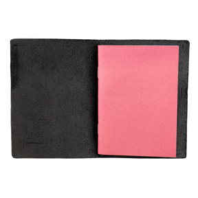 TRAVELER'S COMPANY Passport Sized Leather Notebook Kit - Black