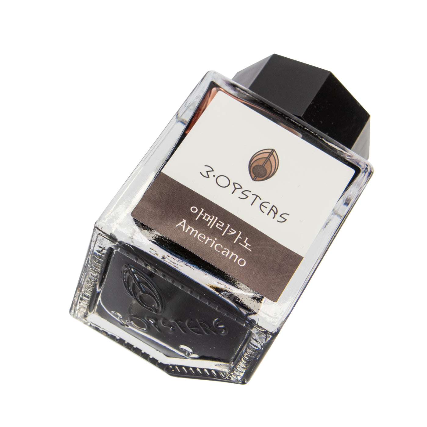 3 oysters Americano is a black ink  this image show the ink resting on a corner that has been designed to give it a unique an stylish.  